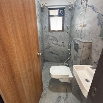 Bathroom in 1.5 BHK Apartment at SMGK Urbana Heights, Jogeshwari West – for Sale