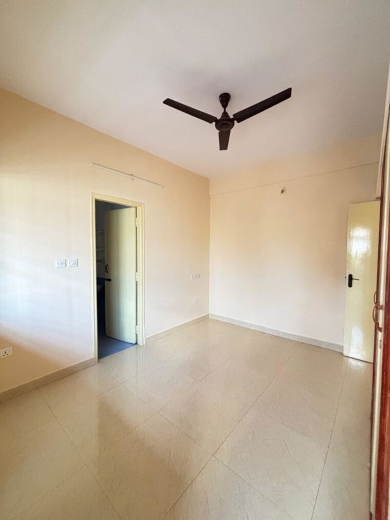 Room, gm palya 2 Bedroom 1000 Sq.Ft. Apartment In Gm Palya Bangalore 10011675