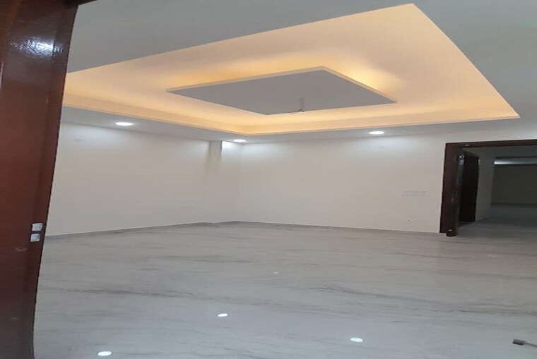 Room, new palam vihar phase 1 3 Bedroom 100 Sq.Yd. Builder Floor In New Palam Vihar Phase 1 Gurgaon 10011667