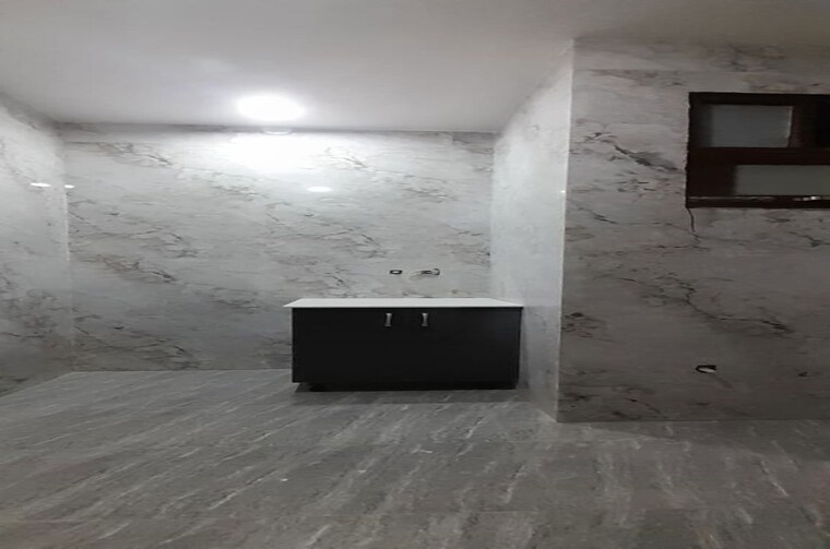 Washroom, new palam vihar phase 1 3 Bedroom 100 Sq.Yd. Builder Floor In New Palam Vihar Phase 1 Gurgaon 10011667