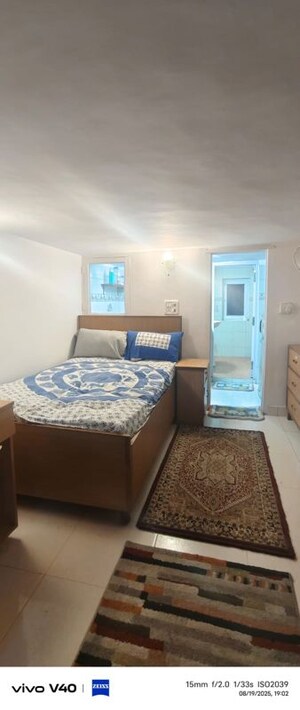 Bedroom in 1 RK Apartment at Defence Colony – for Rent