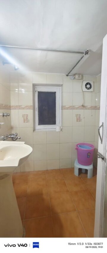 Bathroom in 1 RK Apartment at Defence Colony – for Rent