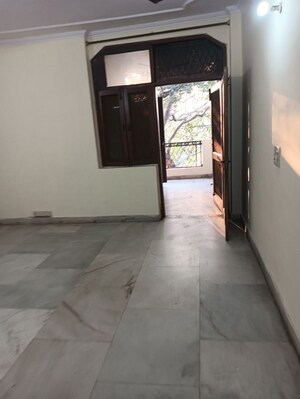 Room in 2 BHK Builder Floor at Lajpat Nagar I – for Rent