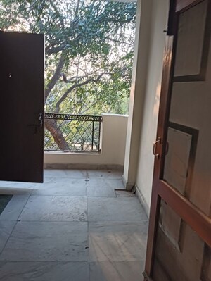 2 BHK Builder Floor For Rent in Lajpat Nagar I