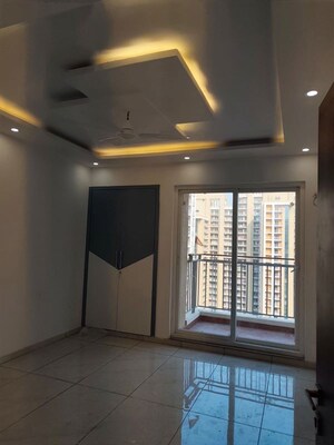 Room in 3 BHK Builder Floor at DLF Vibhuti Khand, Gomti Nagar – for Rent