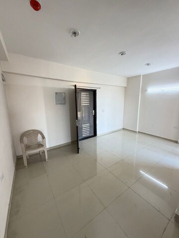 Building Lobby in 2 BHK Apartment at JNC The Park, Sector 16c Greater Noida – for Rent