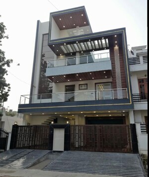 3 BHK Builder Floor For Rent in DLF Vibhuti Khand, Gomti Nagar