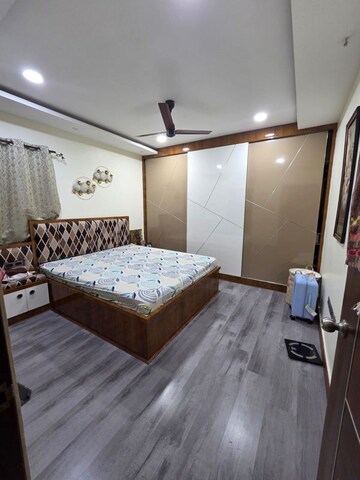 3 BHK Apartment For Rent in Rainbow Vistas, Hi Tech City
