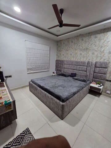 Bedroom in 3 BHK Apartment at Rainbow Vistas, Hi Tech City – for Rent