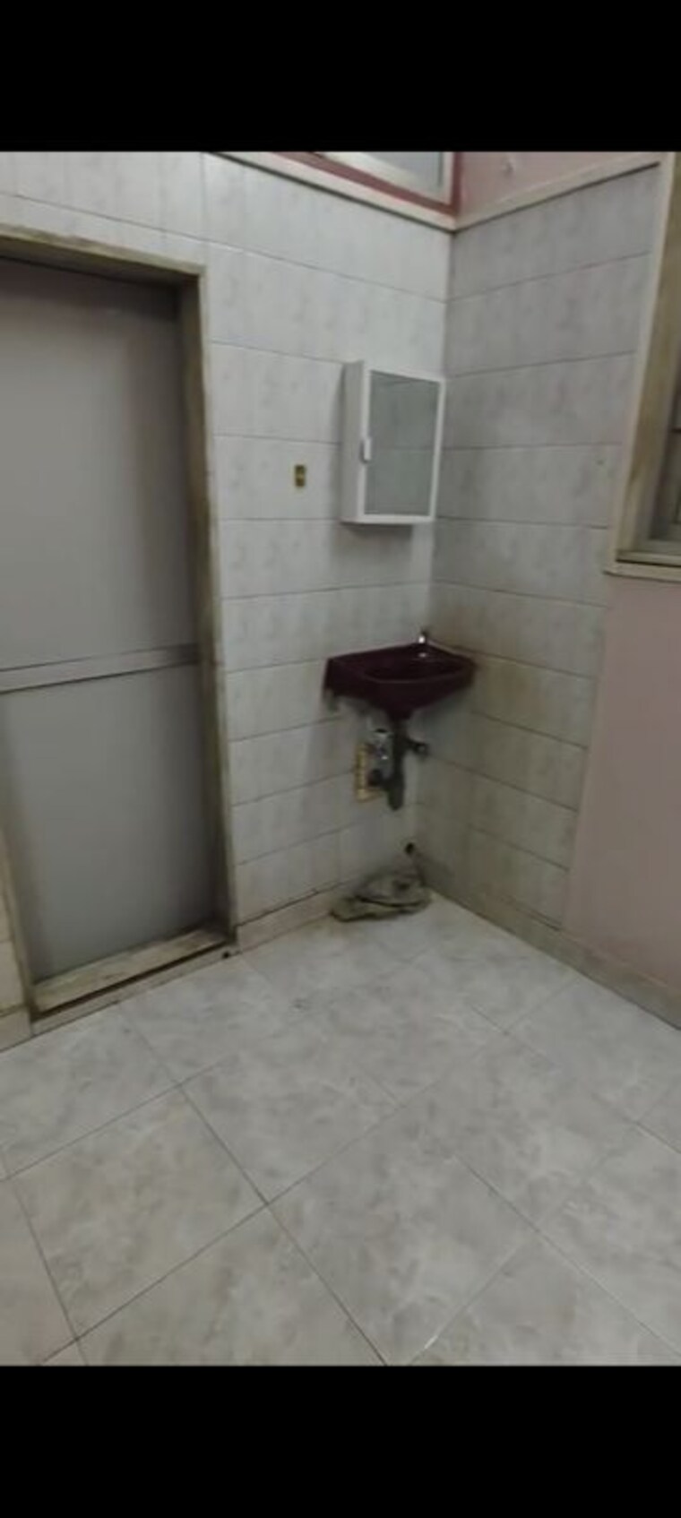 Bathroom, ghatkopar west 1 Bedroom 400 Sq.Ft. Apartment In Ghatkopar West Mumbai 10011751