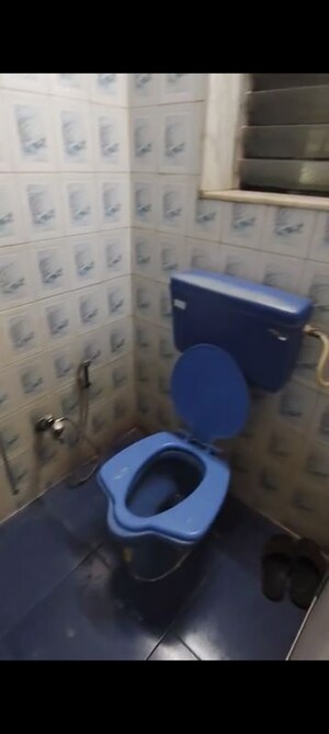 Master Bedroom in 1 BHK Apartment at Ghatkopar West – for Rent