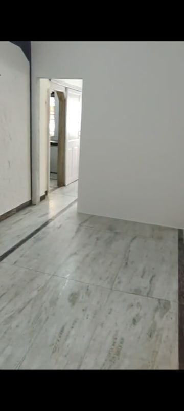 Room in 1 BHK Apartment at Ghatkopar West – for Rent