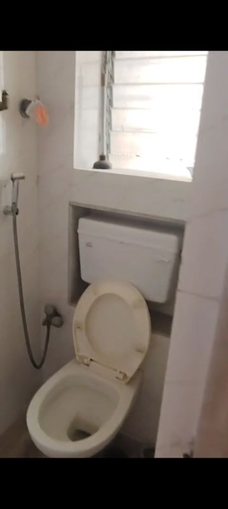 Bathroom, ghatkopar west 1 Bedroom 450 Sq.Ft. Apartment In Ghatkopar West Mumbai 10011766