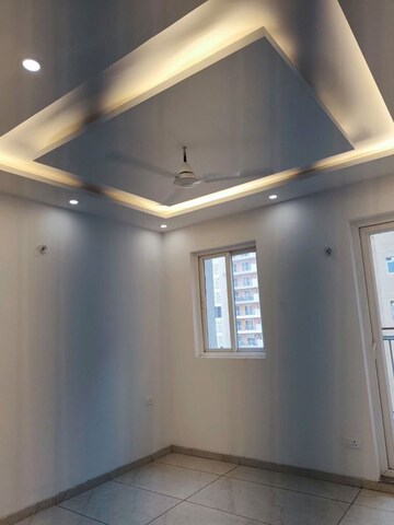 Room in 3 BHK Builder Floor at DLF Vibhuti Khand, Gomti Nagar – for Rent