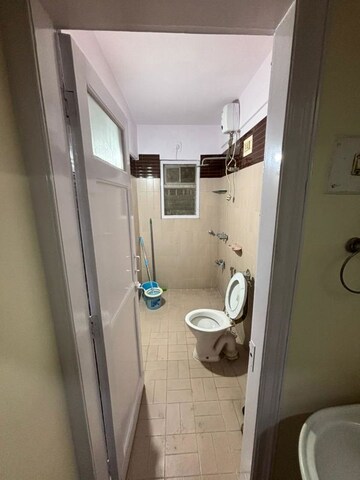 Bathroom in 2.5 BHK Apartment at Oberoi Realty Woods, Goregaon East – for Sale