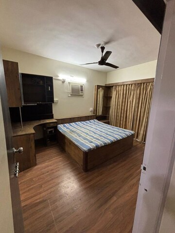 Bedroom in 2.5 BHK Apartment at Oberoi Realty Woods, Goregaon East – for Sale