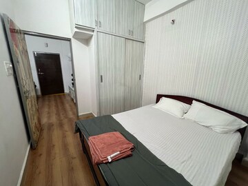 Bedroom in 2 BHK Apartment at Siri Enclave Narsingi, Narsingi – for Rent
