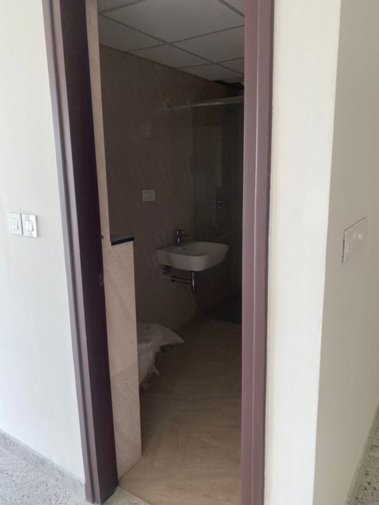 Bathroom, siri-enclave-narsingi 2 Bedroom 1280 Sq.Ft. Apartment In Narsingi Hyderabad 10011777