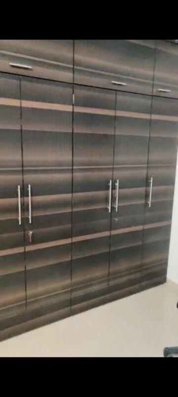 Bathroom in 1 BHK Apartment at Ghatkopar West – for Rent