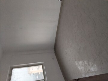 Furnished Amenities in 3 BHK Apartment at ERA Redwood Residency, Sector 78 – for Sale