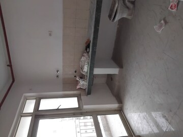 Furnished Amenities in 3 BHK Apartment at ERA Redwood Residency, Sector 78 – for Sale