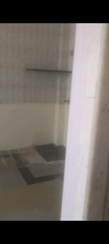 Bathroom in 1 BHK Apartment at Ghatkopar West – for Rent