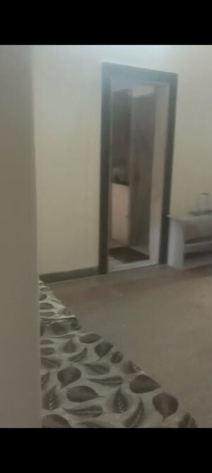 Room in 1 BHK Apartment at Ghatkopar West – for Rent