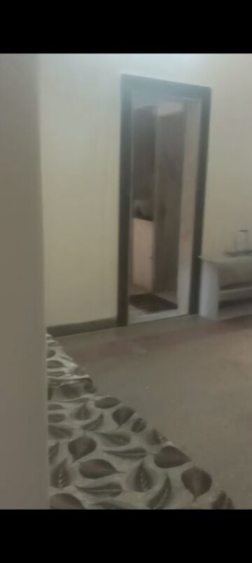 Room in 1 BHK Apartment at Ghatkopar West – for Rent