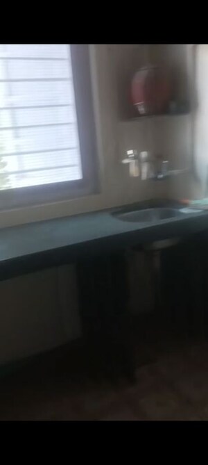 Room in 1 BHK Apartment at Ghatkopar West – for Rent