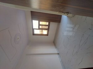 Room in 2.5 BHK Builder Floor at New Ashok Nagar – for Rent