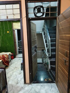 2.5 BHK + Pooja Room,Servant Room,Study Room,Extra Room Builder Floor For Rent in New Ashok Nagar
