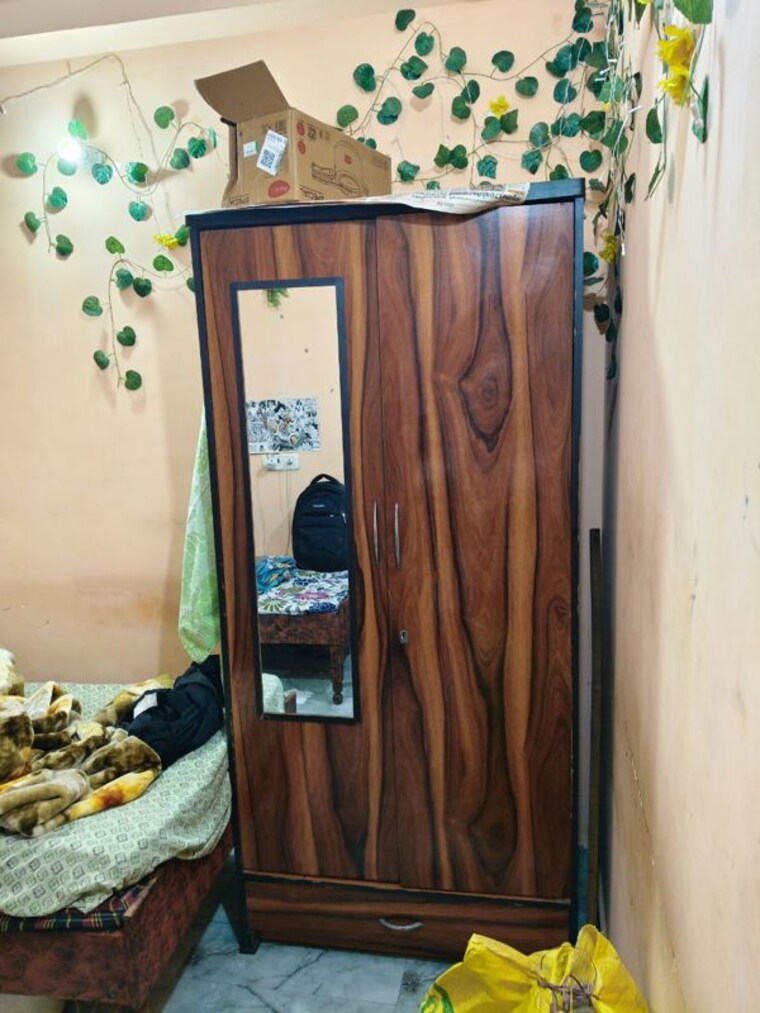 undefined, new ashok nagar 2.5 Bedroom 700 Sq.Ft. Builder Floor In New Ashok Nagar Delhi 10011814