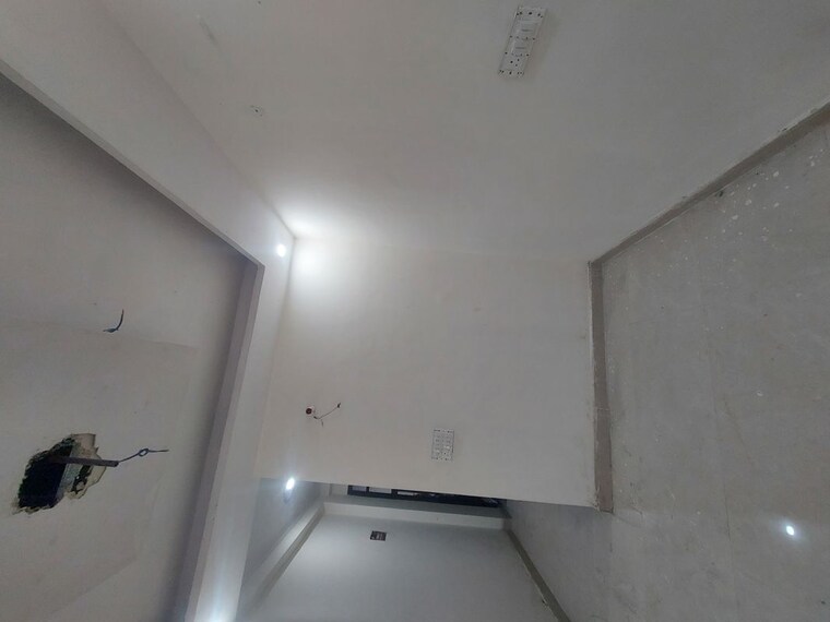 Room, new ashok nagar 2.5 Bedroom 700 Sq.Ft. Builder Floor In New Ashok Nagar Delhi 10011823