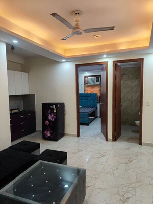 Parking in 2 BHK Builder Floor at Saket – for Rent