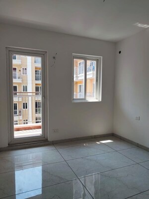 Room in 2 BHK Builder Floor at Gomti Nagar – for Rent