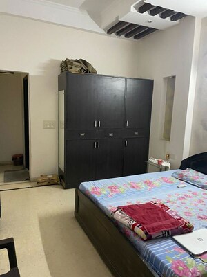 Bedroom in 3 BHK Builder Floor at Sector 52 – for Rent