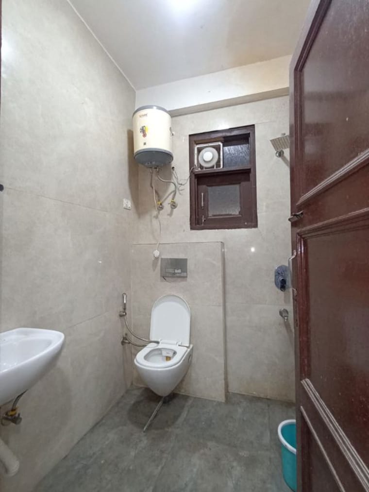 Bathroom, saket 1 Bedroom 600 Sq.Ft. Builder Floor In Saket Delhi 10011860