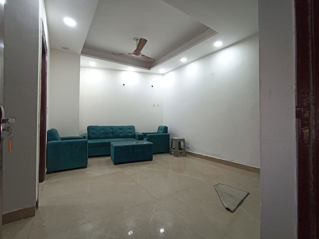1 BHK Builder Floor For Rent in Saket