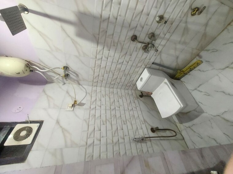 Floor Plan, new ashok nagar Commercial Office Space 1000 Sq.Ft. In New Ashok Nagar Delhi 10011870