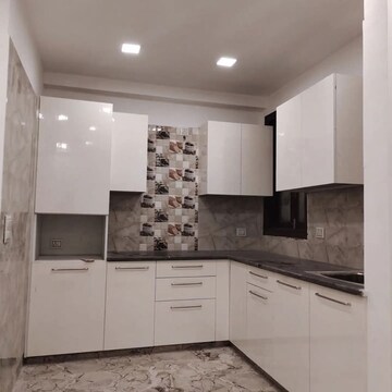 Kitchen in 3 BHK Builder Floor at Palm Residency Chhatarpur, Chattarpur – for Rent