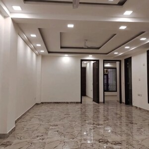 Room in 3 BHK Builder Floor at Palm Residency Chhatarpur, Chattarpur – for Rent