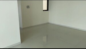 Room in 2 BHK Apartment at Lotus Sky Garden, Malad West – for Rent