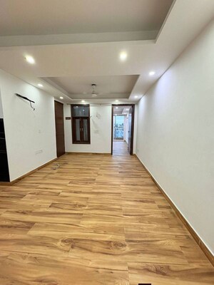 Room in 2 BHK Builder Floor at Chattarpur – for Rent