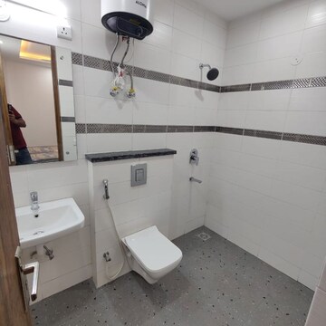 Team Area in 2 BHK Builder Floor at Sector 30 – for Rent