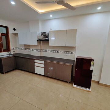 Kitchen in 2 BHK Builder Floor at Sector 30 – for Rent