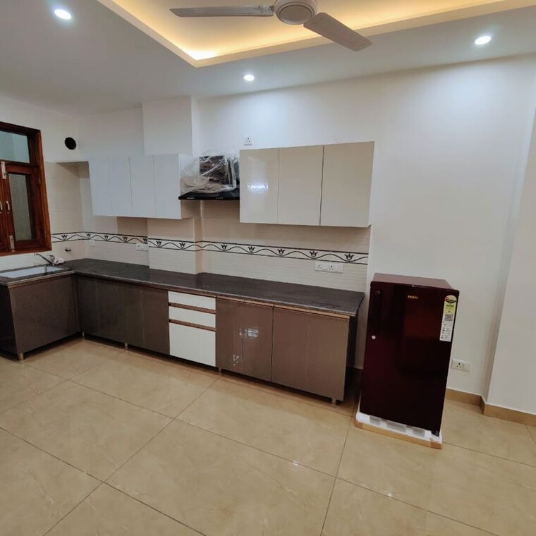 Kitchen, sector 30 2 Bedroom 2000 Sq.Ft. Builder Floor In Sector 30 Gurgaon 10011882