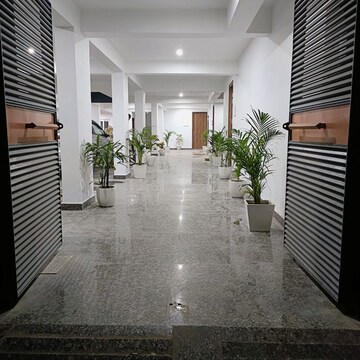 Building Lobby in 2 BHK Builder Floor at Sector 30 – for Rent