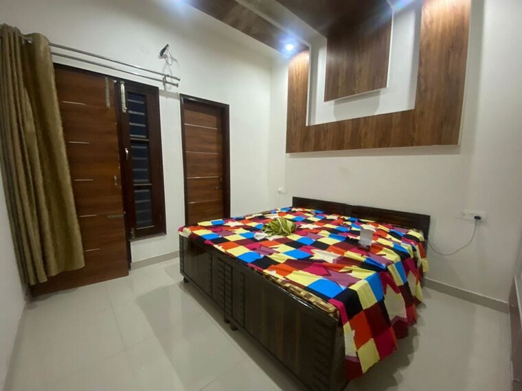 Bedroom, guru-nanak-enclave 3 Bedroom 1000 Sq.Ft. Builder Floor In Dhakoli Zirakpur 10011892