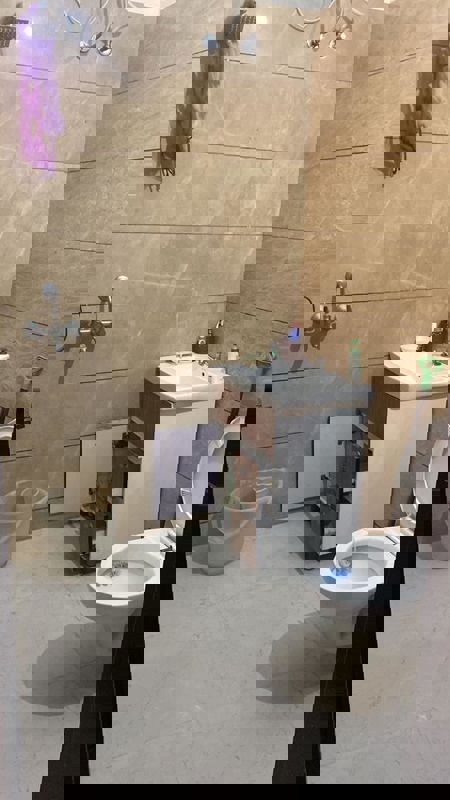 3 BHK 1000 Sq.Ft. Builder Floor in Guru Nanak Enclave