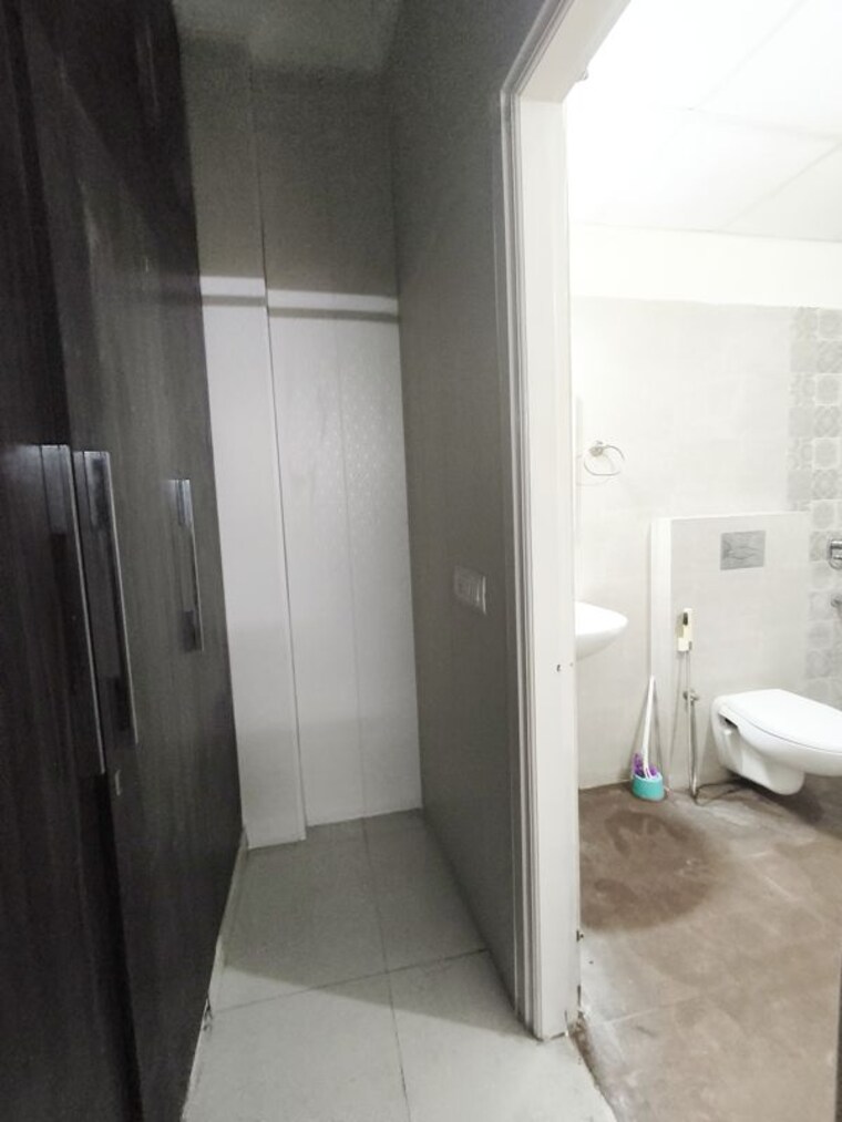 Bathroom, alliance-the-eminence 3 Bedroom 1550 Sq.Ft. Apartment In Singhpura Zirakpur 10011897